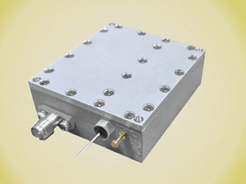 VCO压控振荡器 0.0375~30GHz，5~30dBm