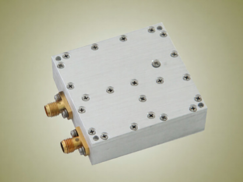 频率综合器 0.05~40GHz，高频率稳定性